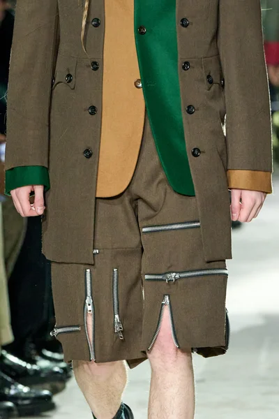 Look 130